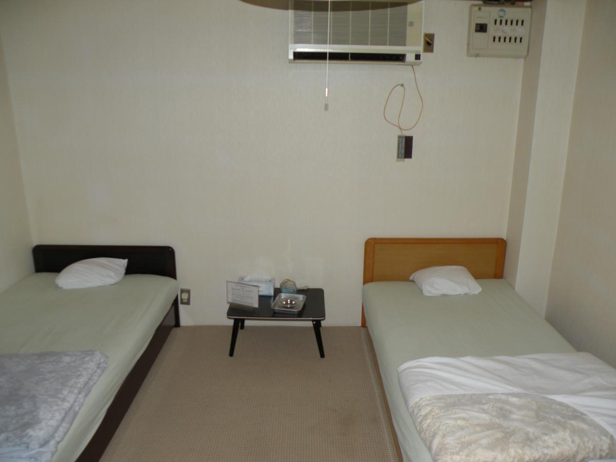 Business Hotel Minshuku Minato Tokushima Zewnętrze zdjęcie