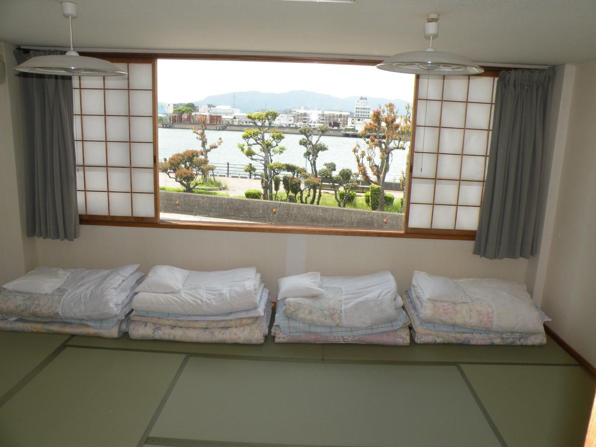 Business Hotel Minshuku Minato Tokushima Zewnętrze zdjęcie